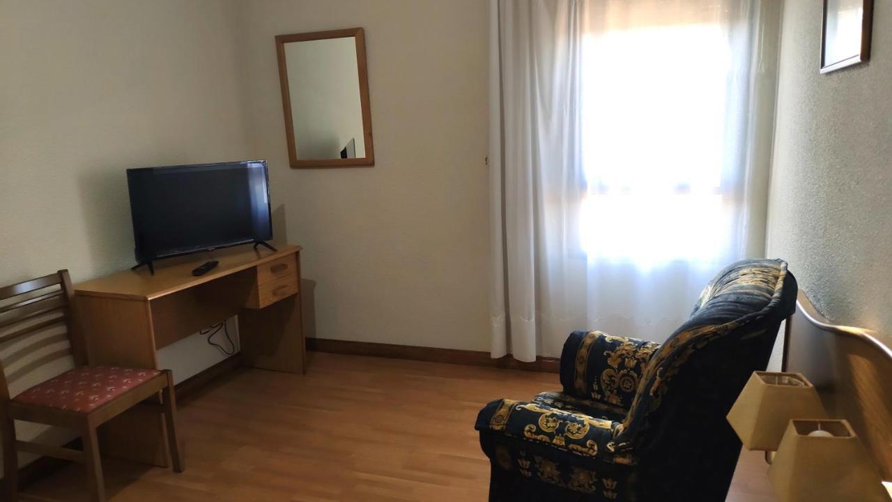 Hotel Ria De Vigo "Tierra De Campos" Becilla de Valderaduey Екстер'єр фото