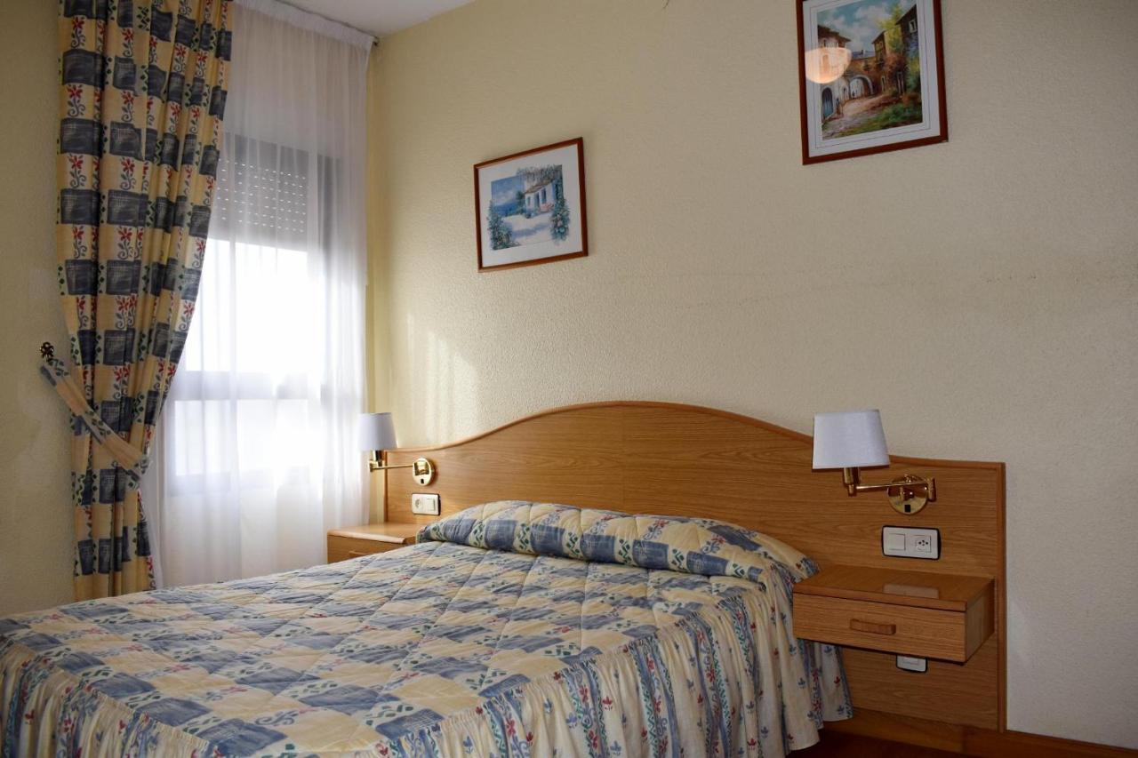 Hotel Ria De Vigo "Tierra De Campos" Becilla de Valderaduey Екстер'єр фото